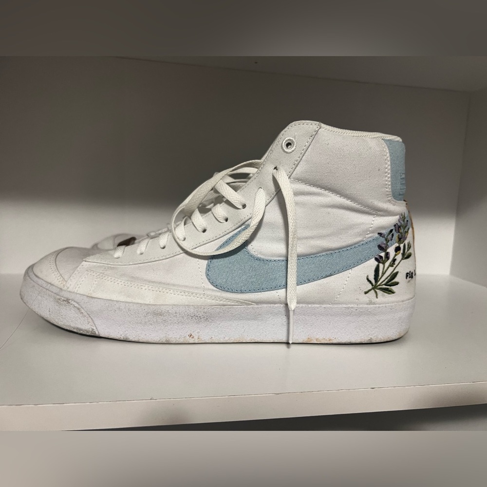 Nike blazer